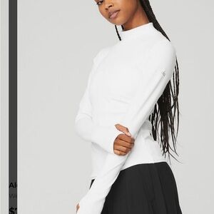 Alo Women's White Long Sleeve Top